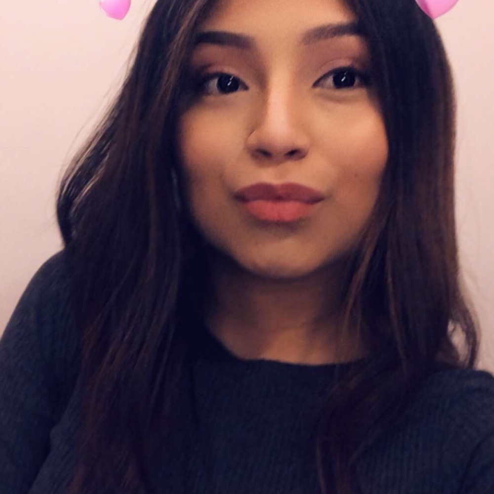 Meet your Posher, Laura